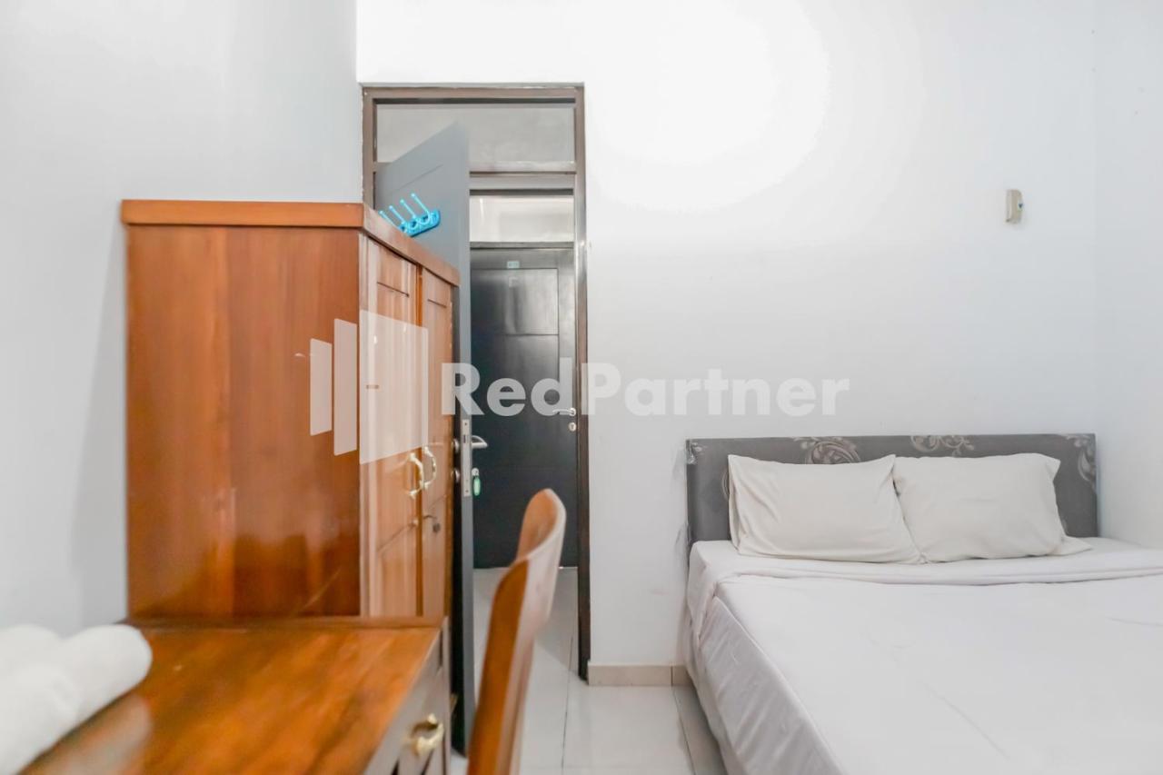 Oyo 2770 Zleepy Wisma Khazri Bogor Eksteriør billede
