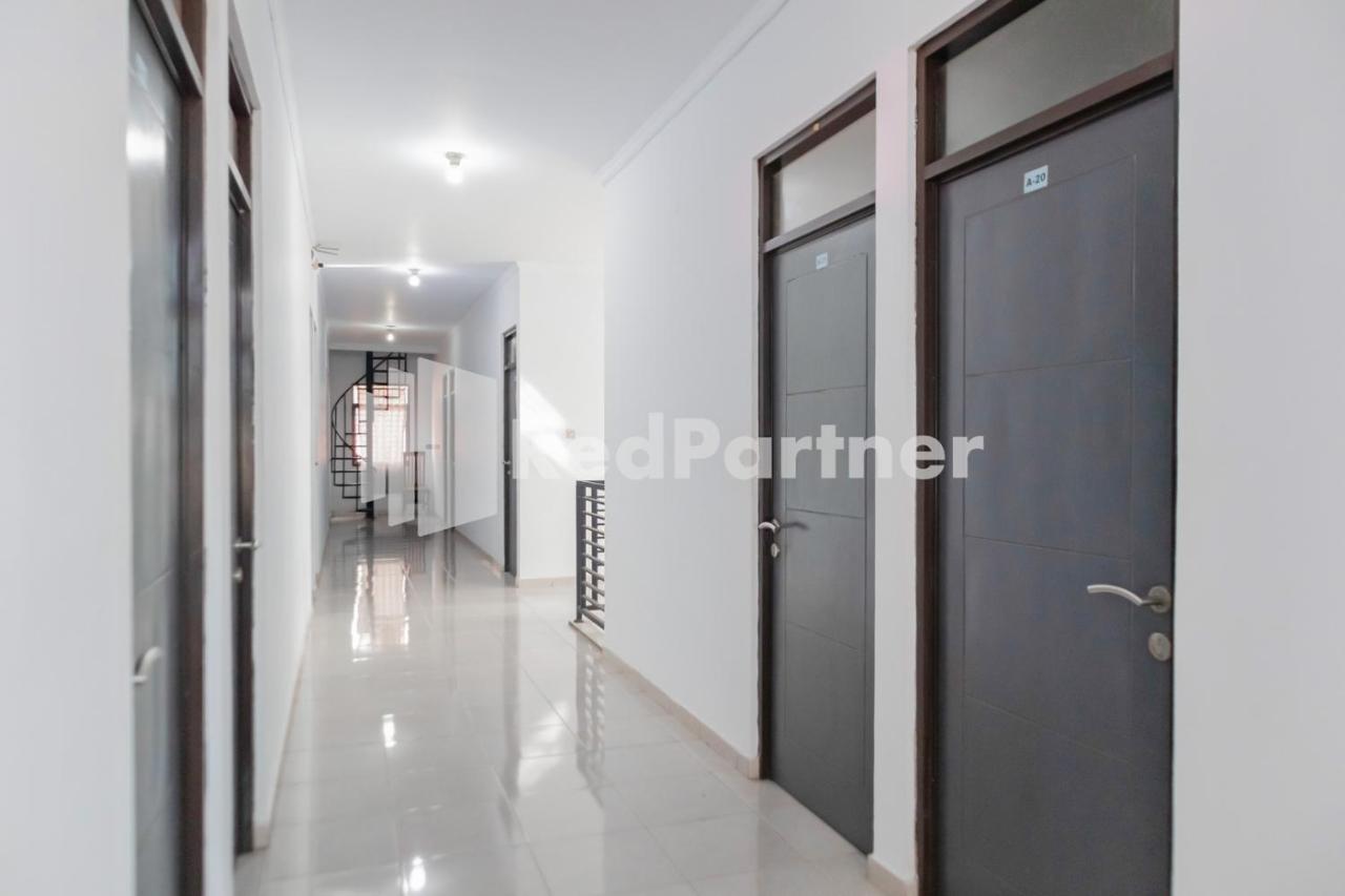 Oyo 2770 Zleepy Wisma Khazri Bogor Eksteriør billede