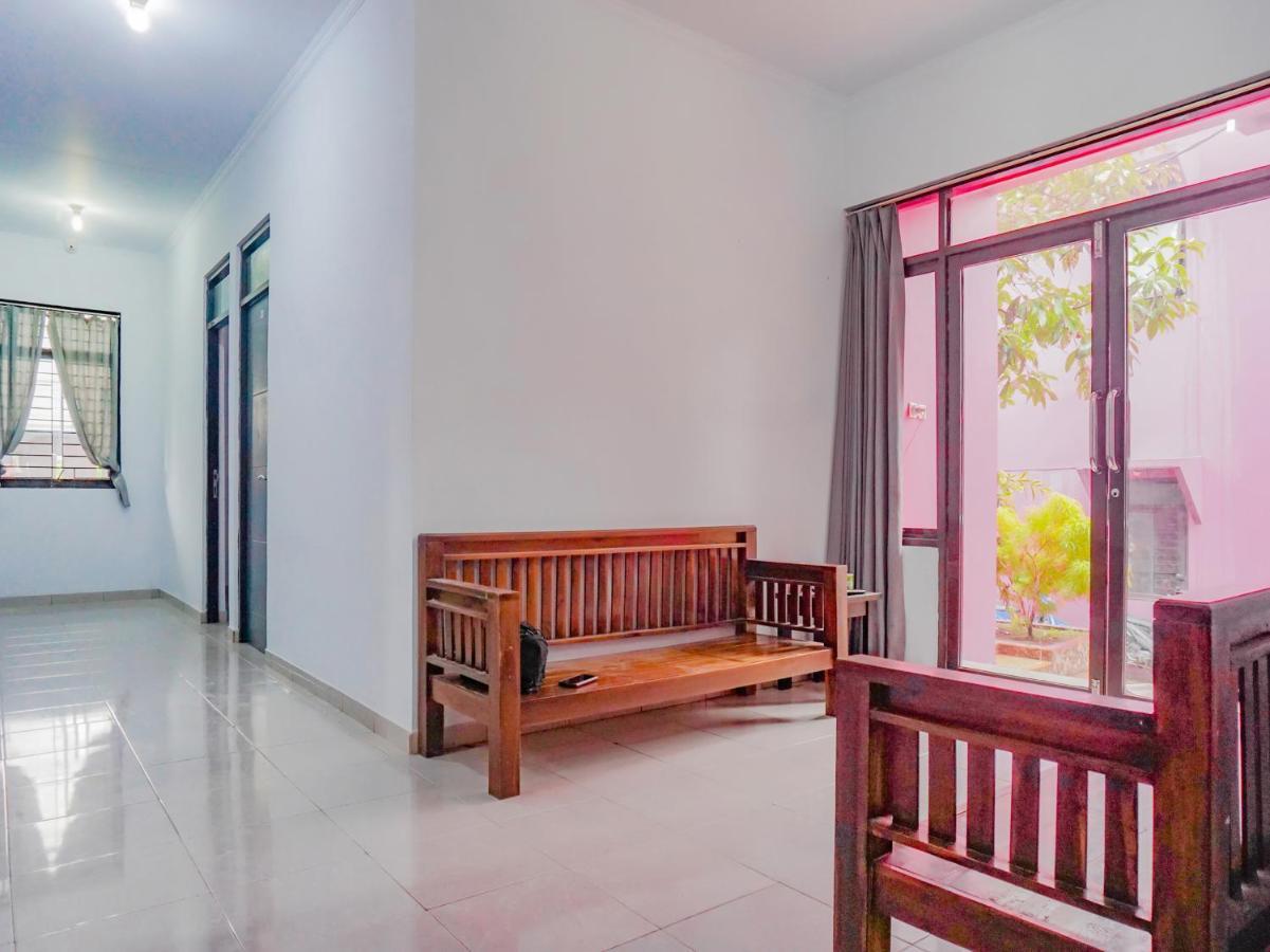 Oyo 2770 Zleepy Wisma Khazri Bogor Eksteriør billede