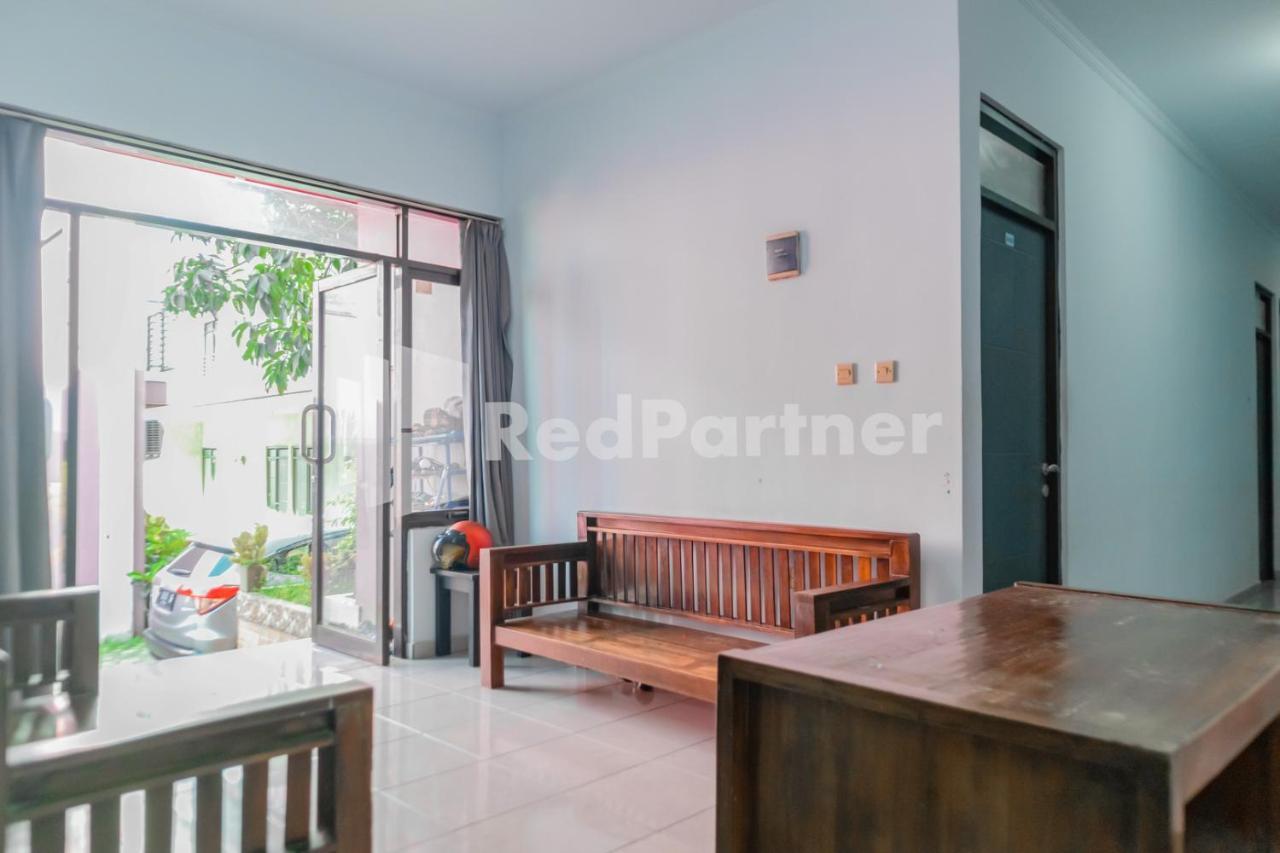 Oyo 2770 Zleepy Wisma Khazri Bogor Eksteriør billede